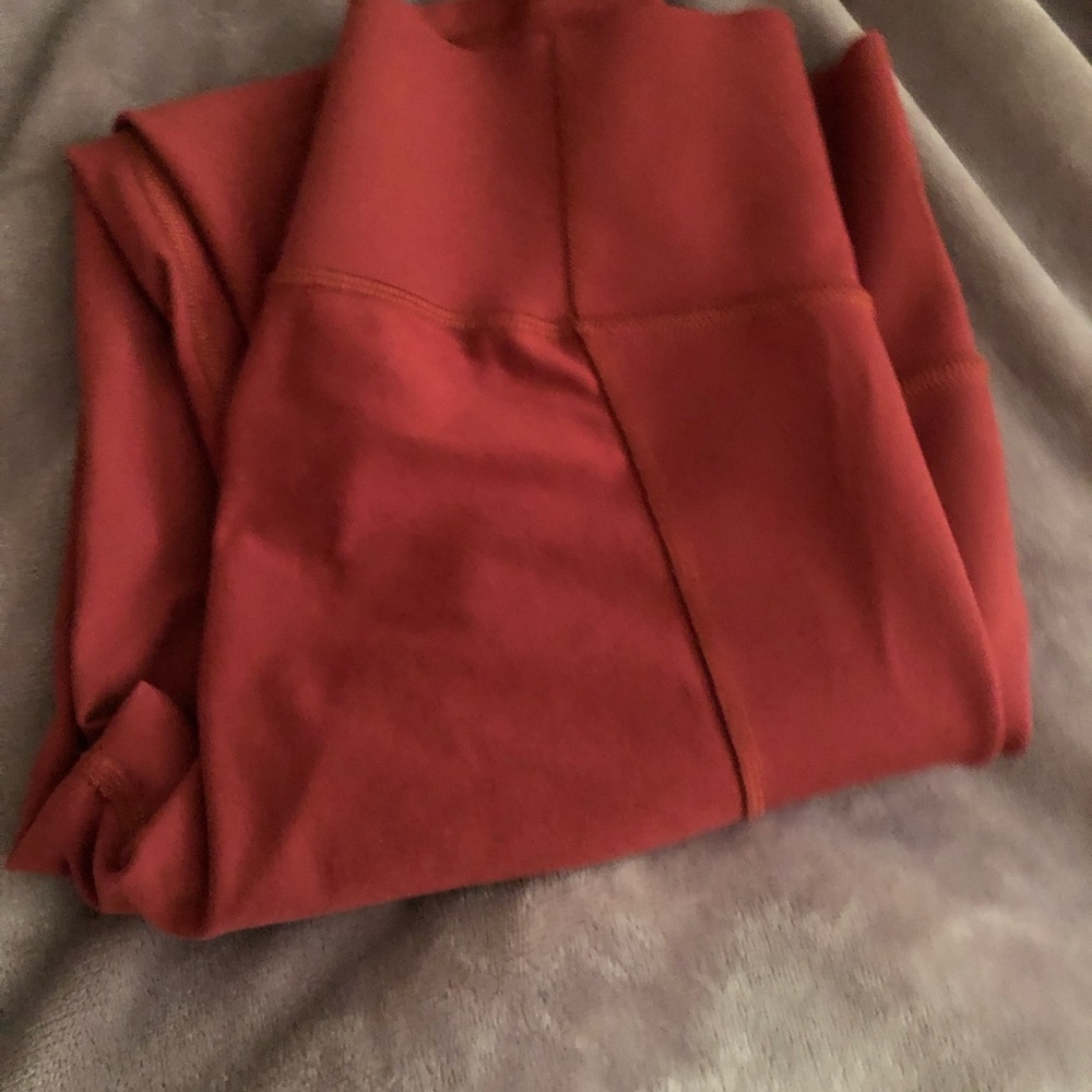 Old Navy leggings they were in a large or Xl section but think they are xs/s